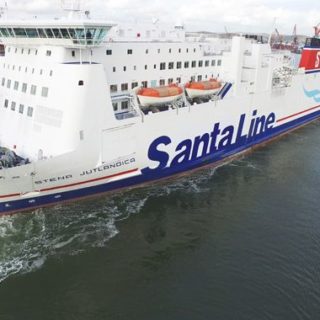 Die Fähre Stena Jutlandica wird zur Weihnachtszeit zur Santa Line.