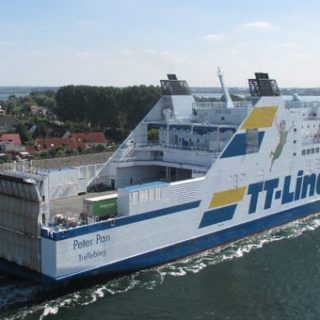 Mit der TT-Line Fähre Peter Pan von Rostock nach Trelleborg reisen.